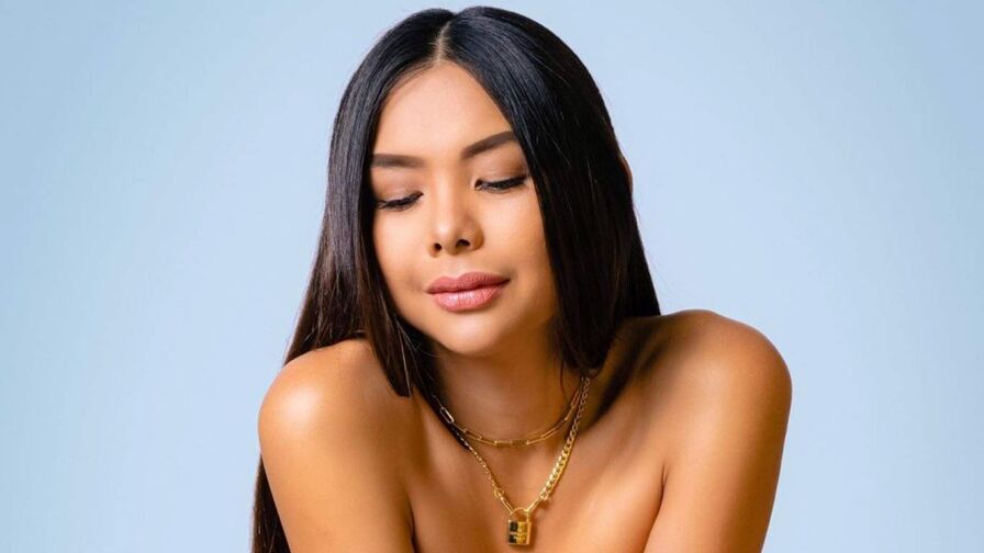 Watch NathalieWalton’s Cam Show Live