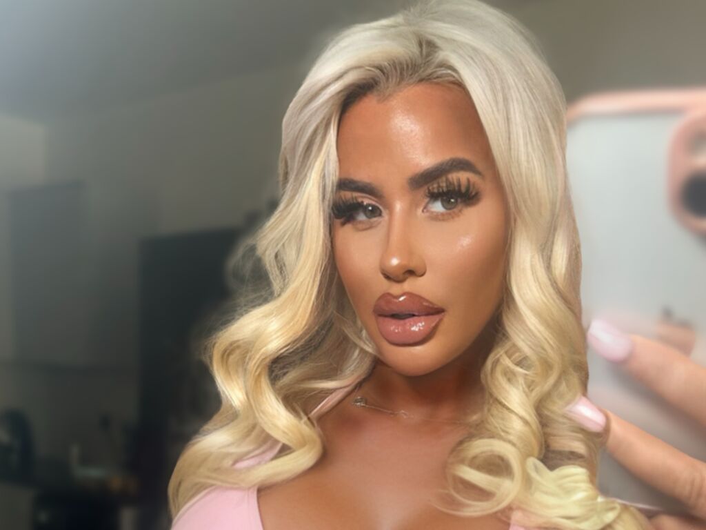 Queenbrooklynx Nude