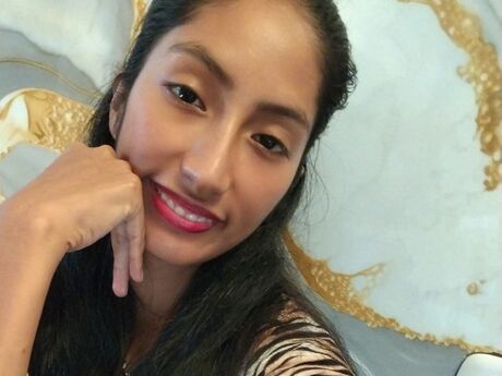 Chat with MayraBravo