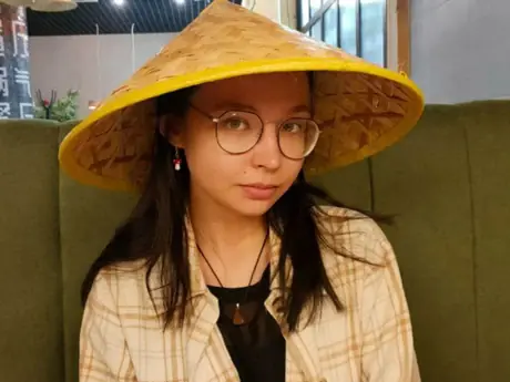 Chat with NooraMoore