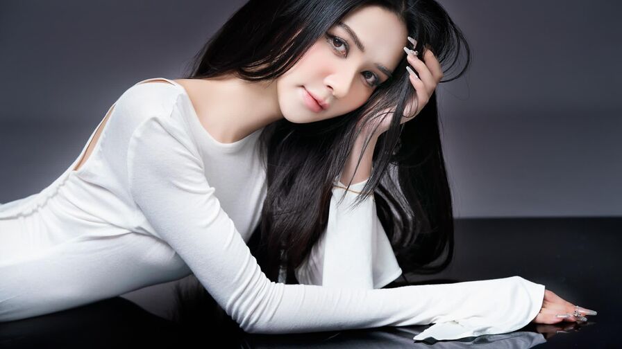 AnnaErena's chat room