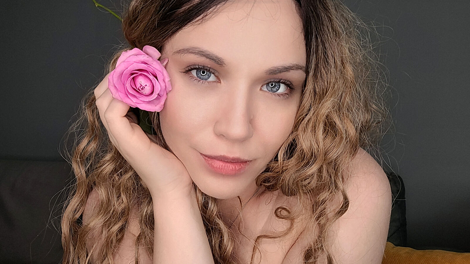 RalunaMikaelson erotic portrait