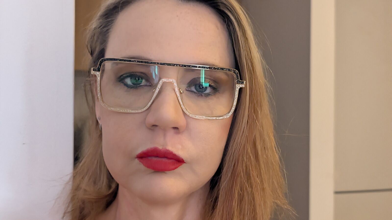 AnnaFourie erotic portrait