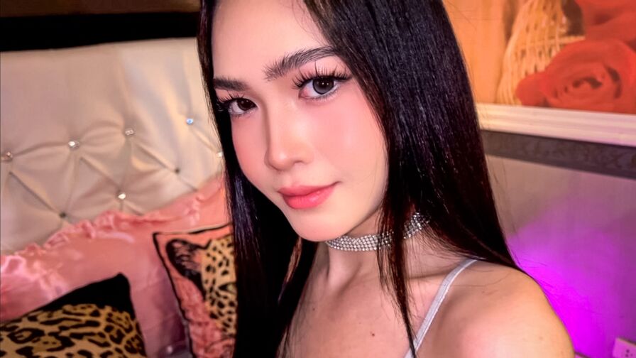 Watch OliviaPayne live on tastypornhot.com