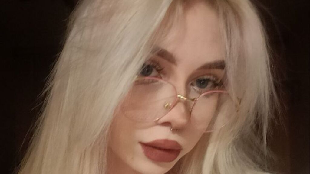 CweneDearborn online on GirlsOfJasmin