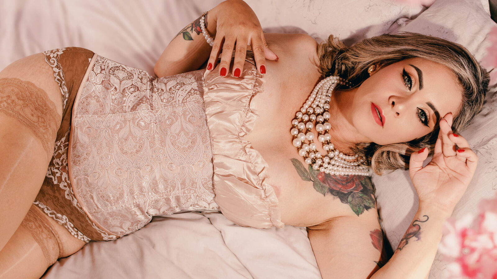 VickyAndrews erotic portrait
