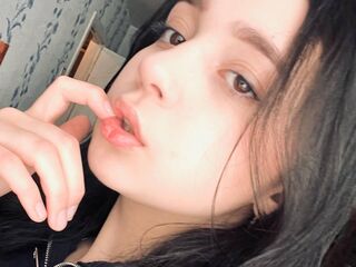 LeotaBienvenu live cam