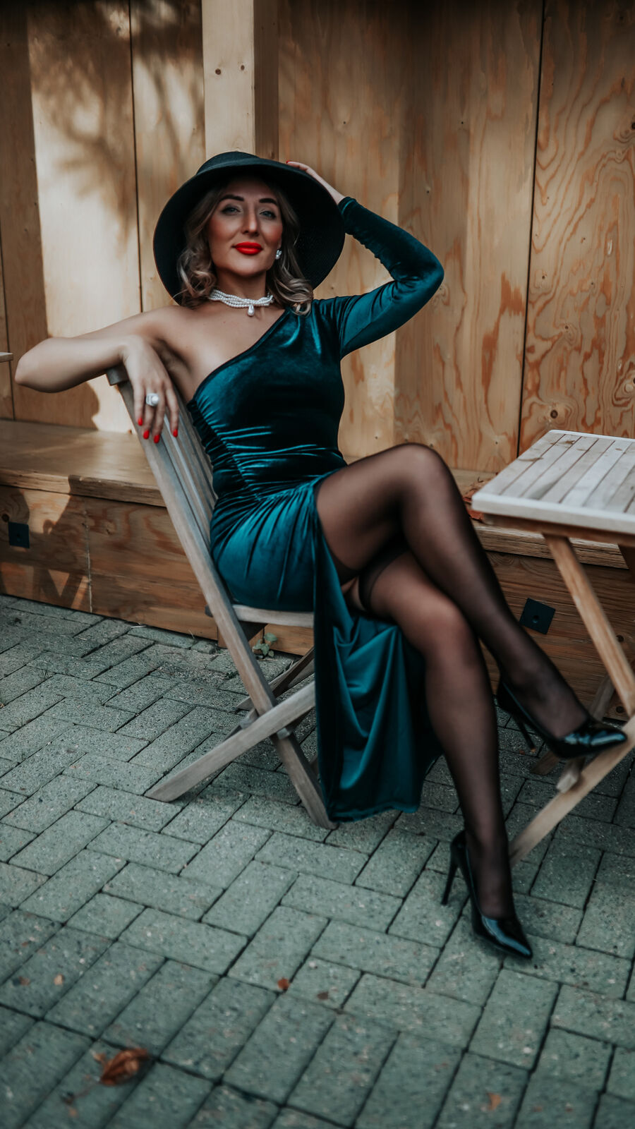 AnnaAurikas erotic portrait