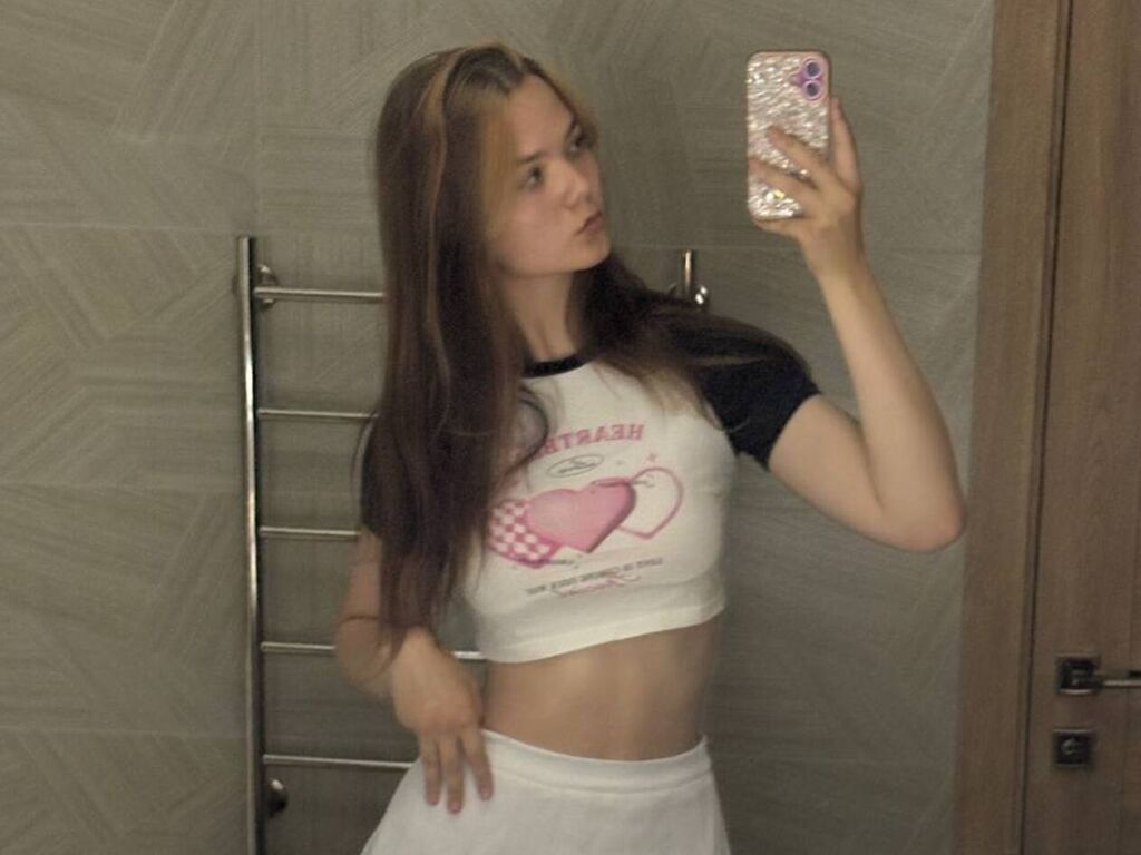 BeliaAlvino private cam girl preview