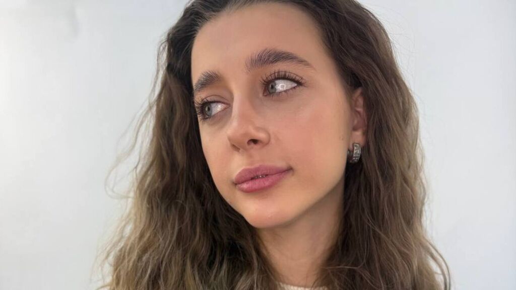 Profile and Statistics for KamiZinni on LiveJasmin