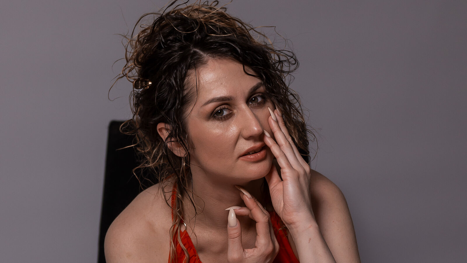 EvaFriend glamour portrait