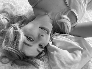 online chatroom KellyMontrose