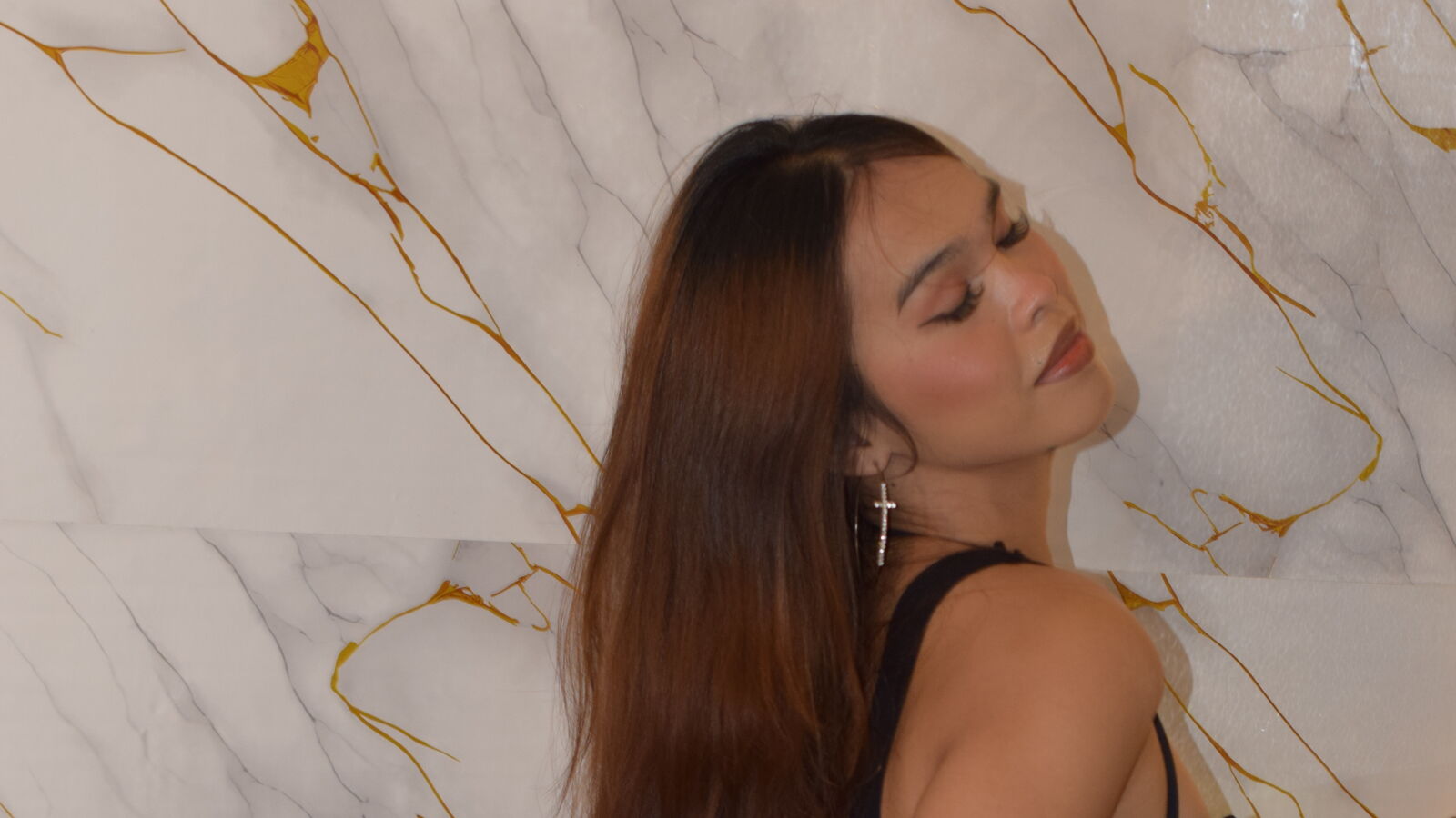 LexieArrio glamour portrait