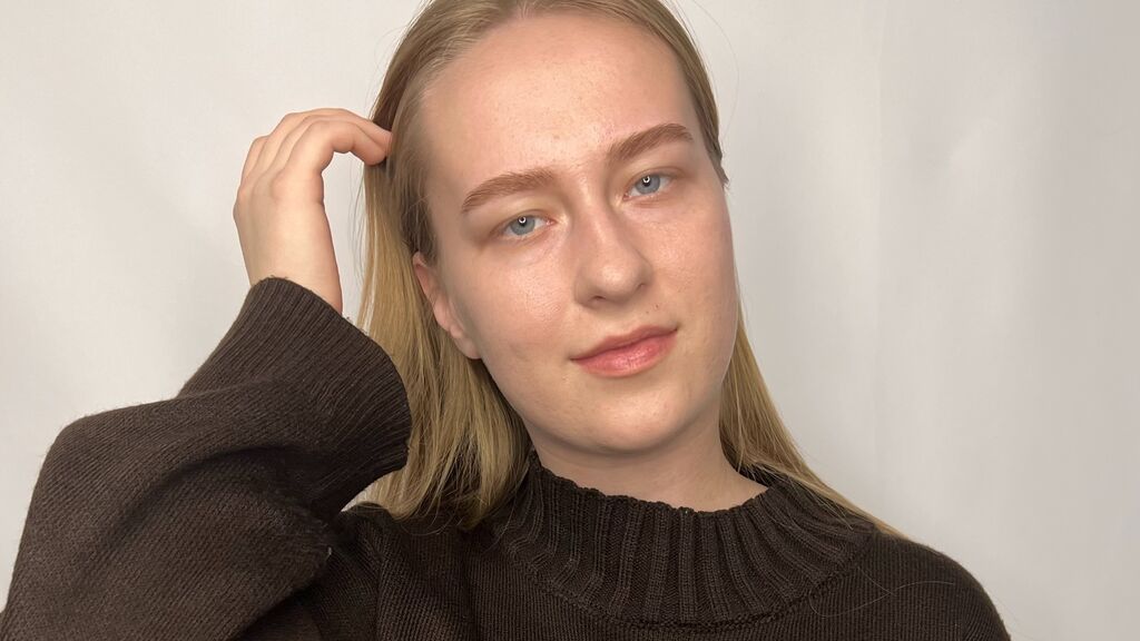 AugustaHiatt online on GirlsOfJasmin