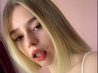EmilyDutton Porn Show