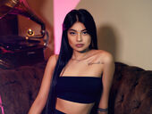 Beautiful Camgirl Pleases Her Perfect Body
