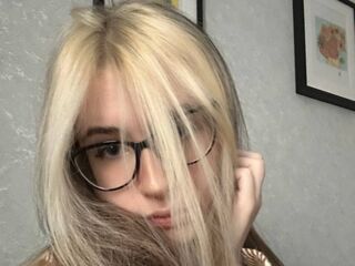 striptease cam KiraRihand