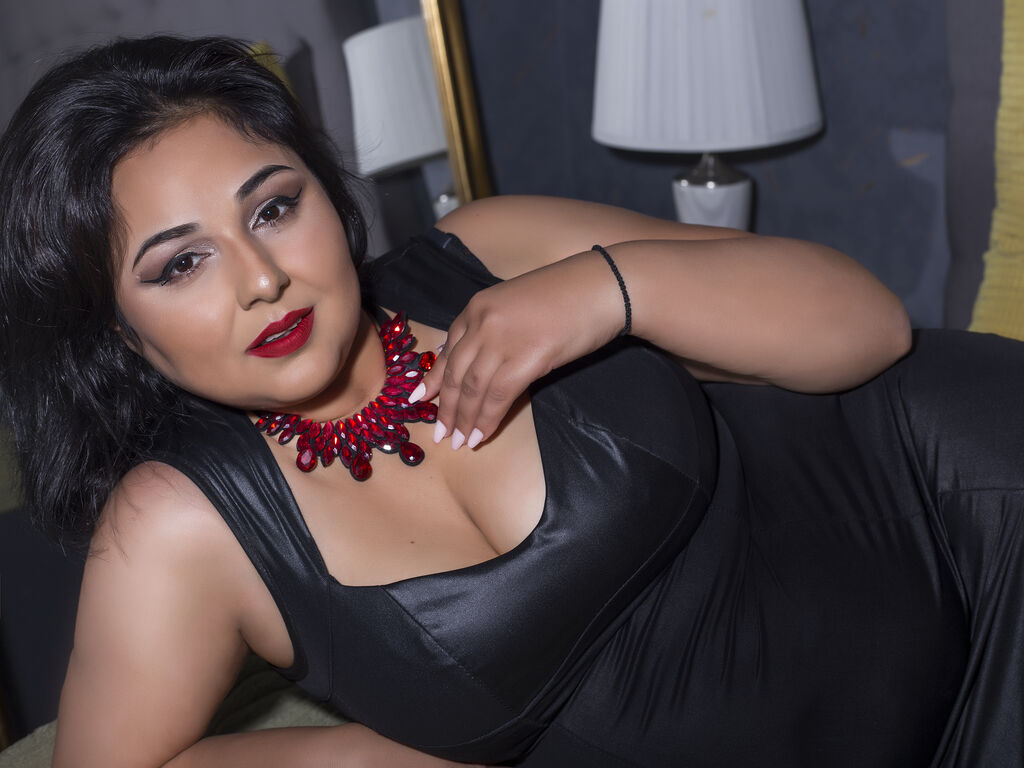 SelenaNoctis fetish private session profile