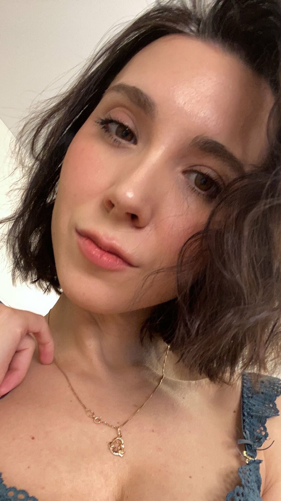 OliviaBlu erotic portrait