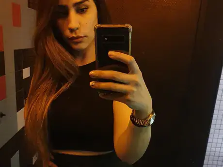 Chat with NahiaraBiel