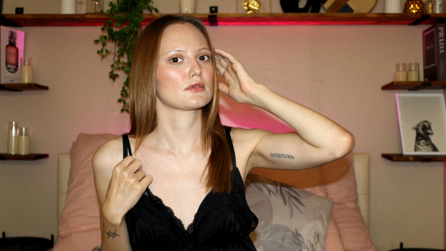 Enter JenniferLester VIP Show