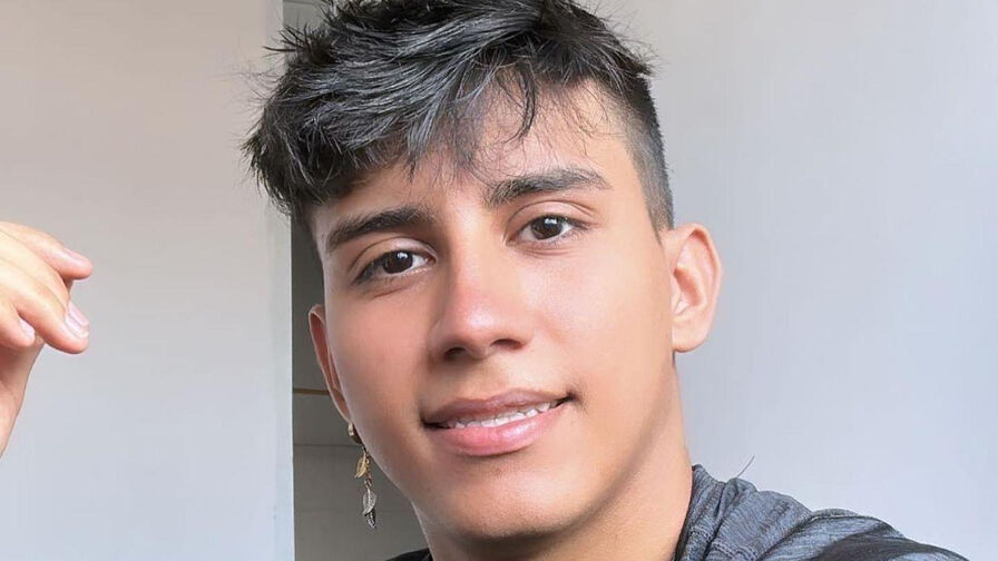 Chat With AlexCano Now