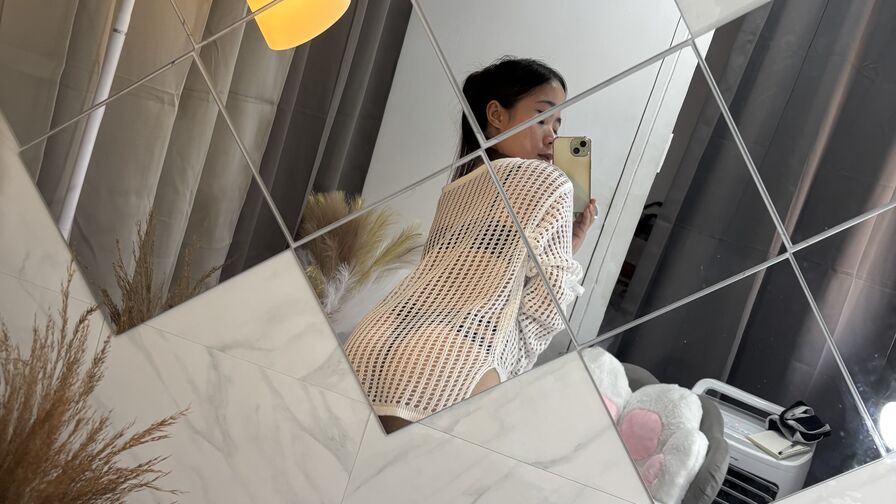 Watch ArmariahBrith live on Hundesider