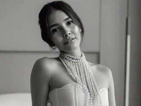 Chat with AlisonColemans