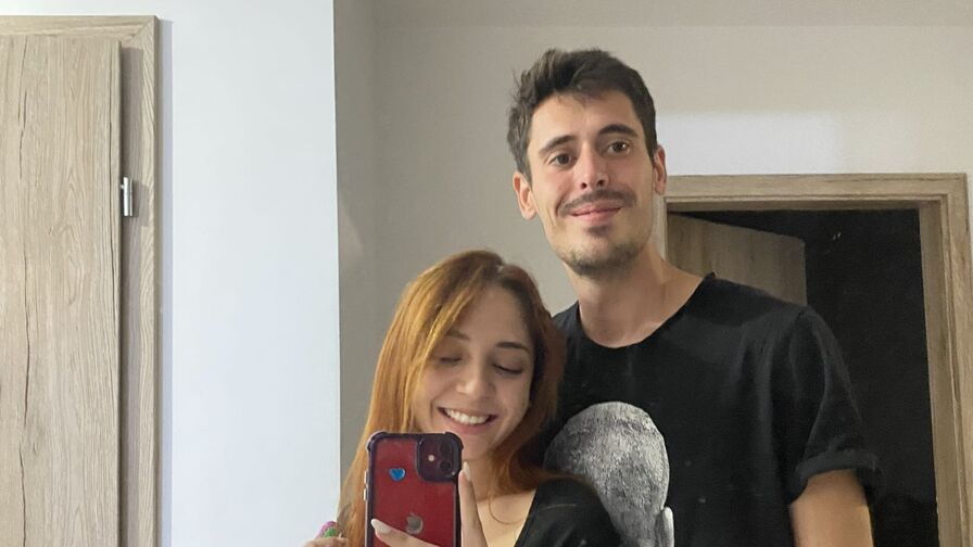 Watch DhaliaAndMikele on AsianSexSite.net