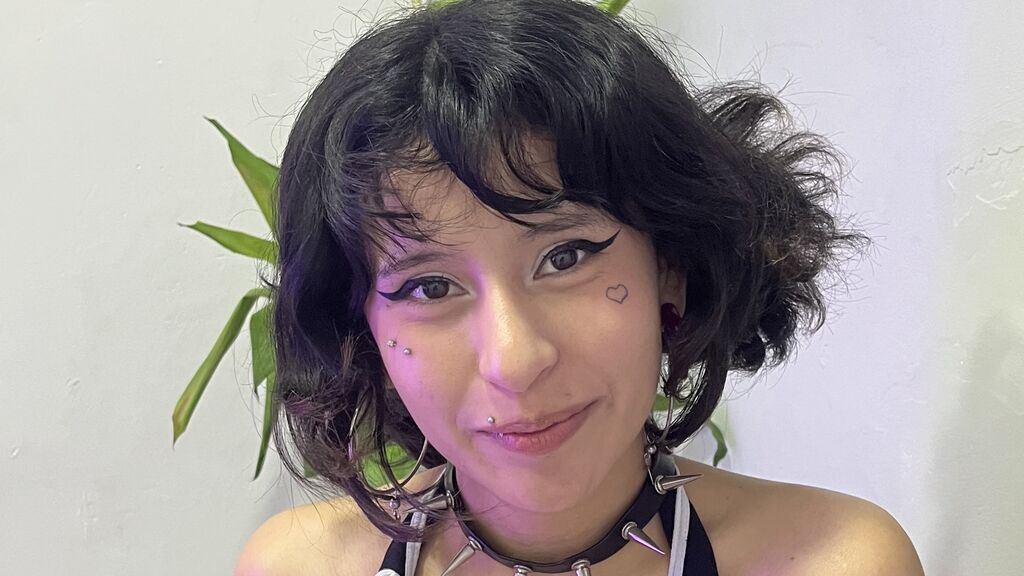 LuluAmbar's profile from Jasmin at GirlsOfJasmin'