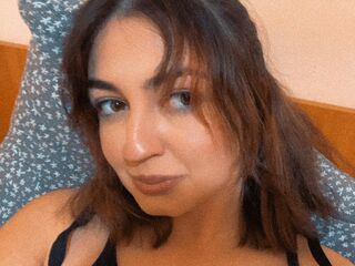 online chatroom LeilaJonnes