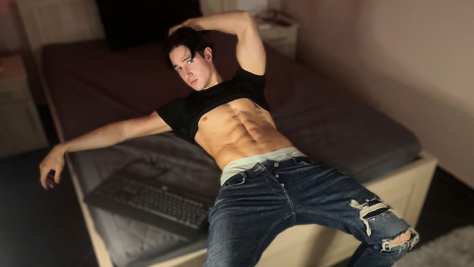 ChristianLevyne erotic portrait
