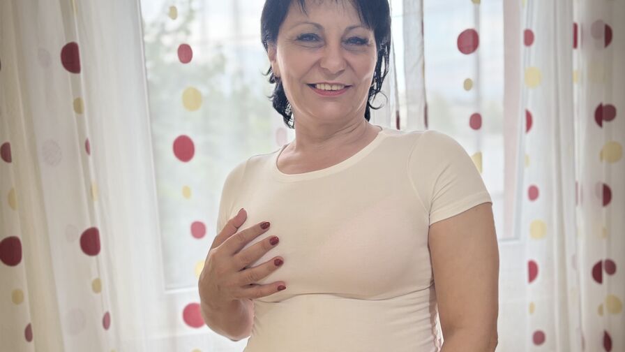 Live Sex Chat with JesicaMaily