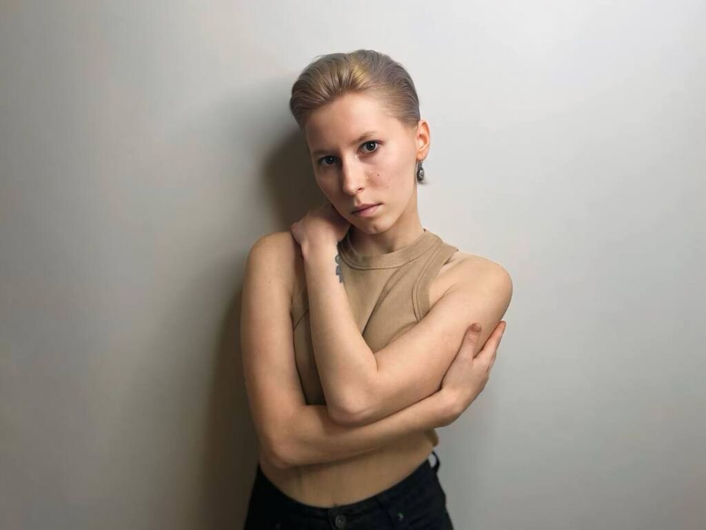 KendraDrover – Live Cam Photo