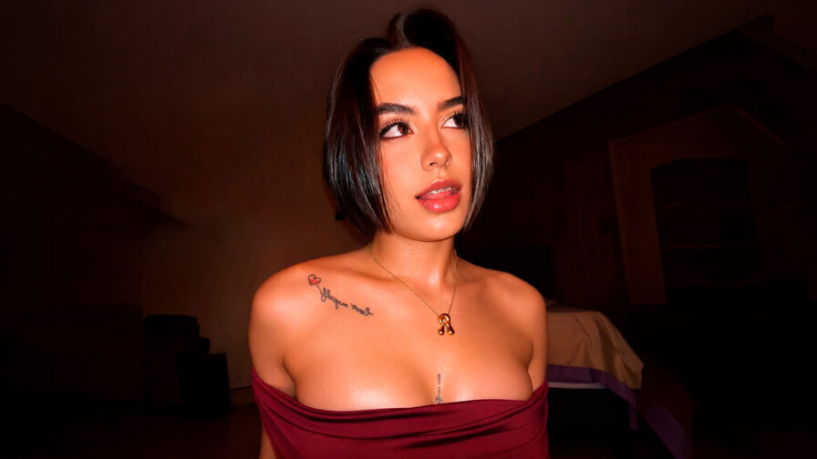 Join MiaKalcova for Exclusive Live Webcam