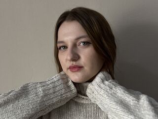 VIVO.webcam VeldaHartong (30) woman with normal breasts