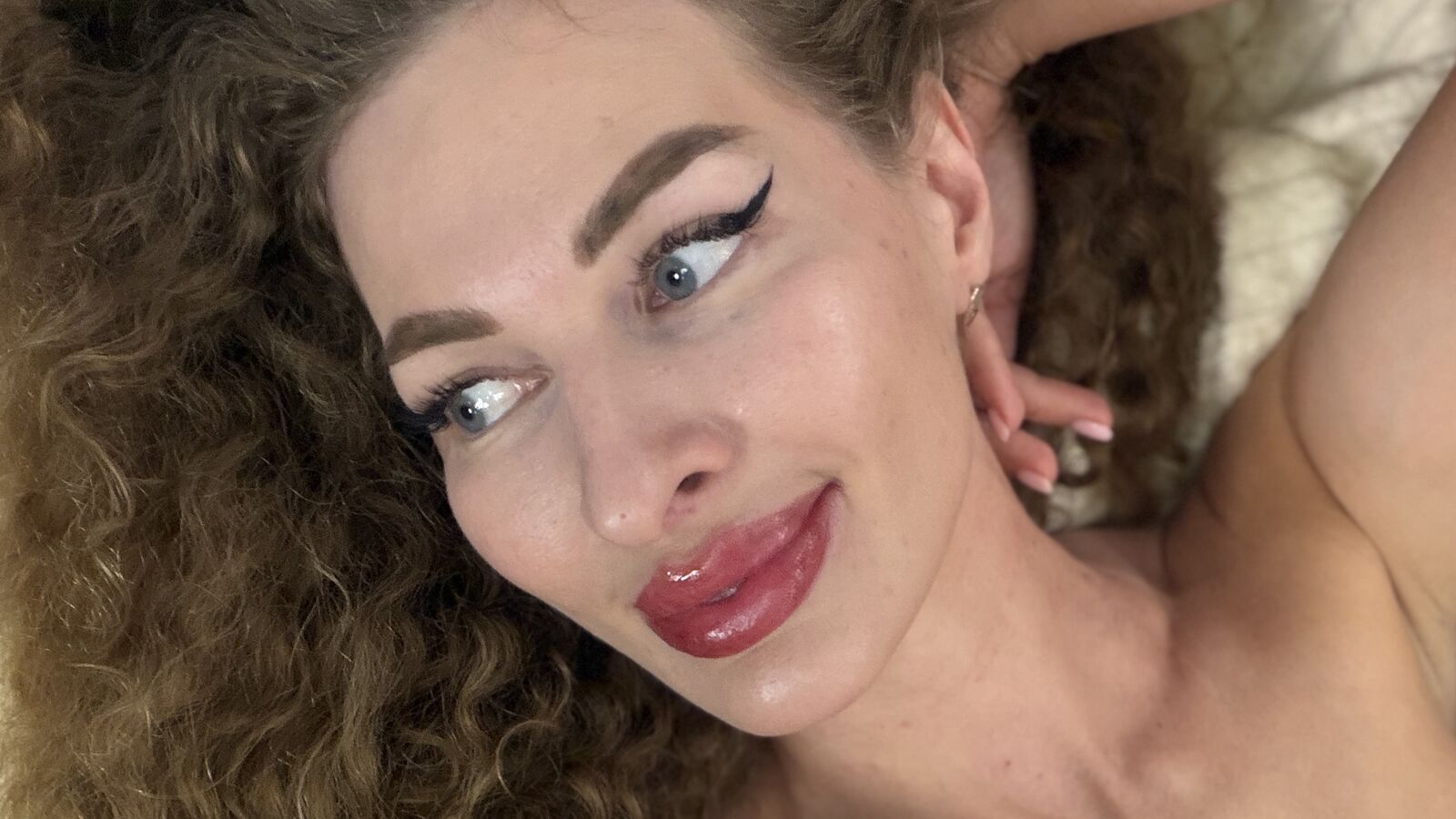 AnnaHerrera erotic portrait