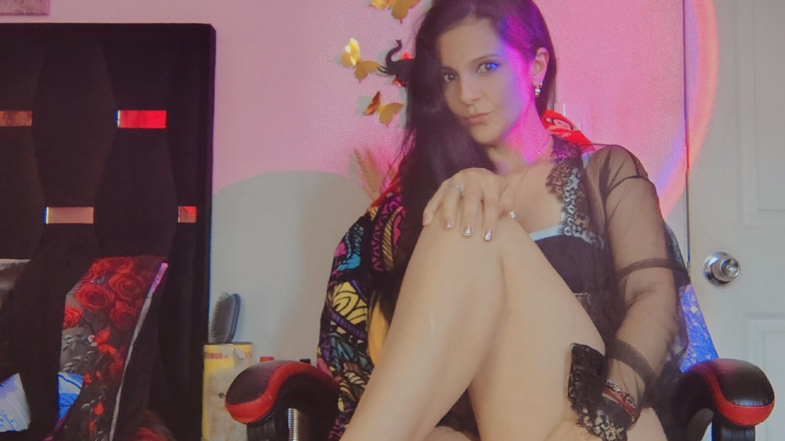LiliJade erotic portrait