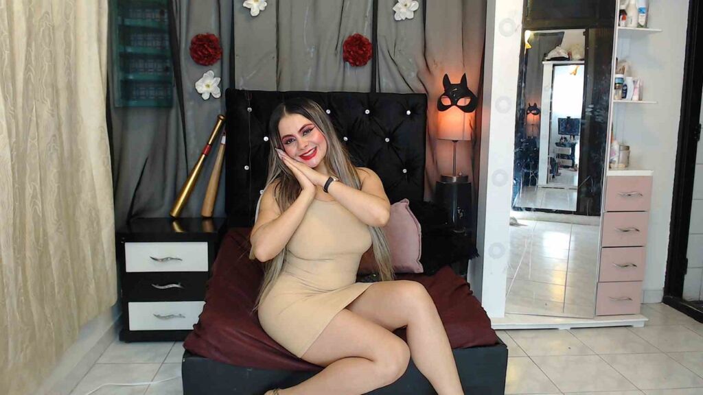 DayannaVelandia cover