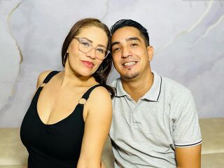 JohanaAndMiller Live Cam Model