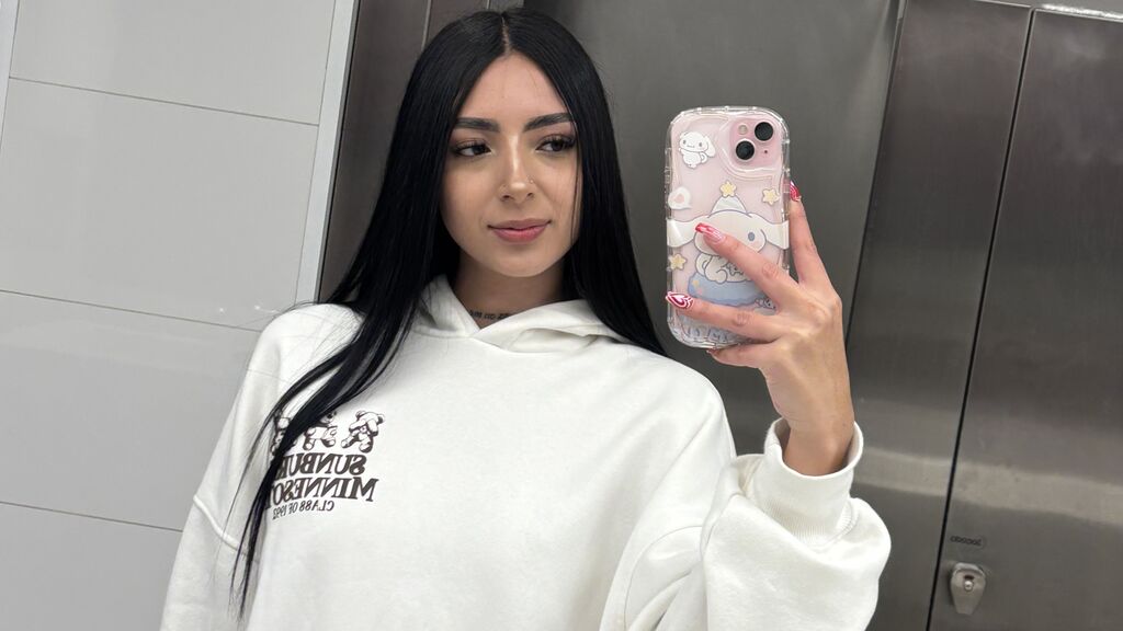 Watch BlueRish from LiveJasmin on GirlsOfJasmin
