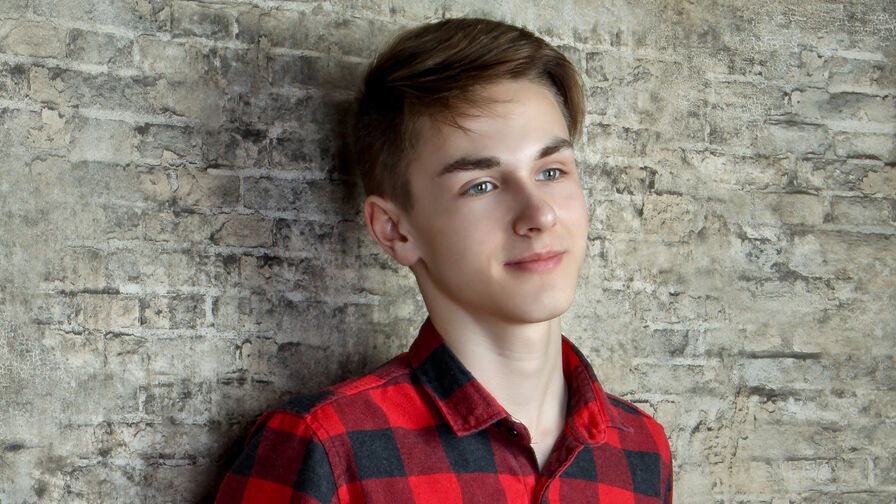 Watch DmitriyChernov live on Hundesider