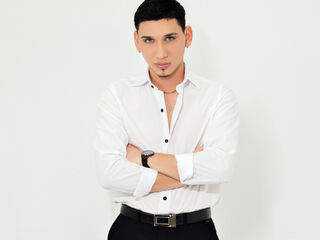 axelalvareez]