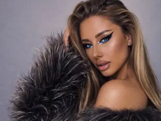 Show privé avec AyshaConnor