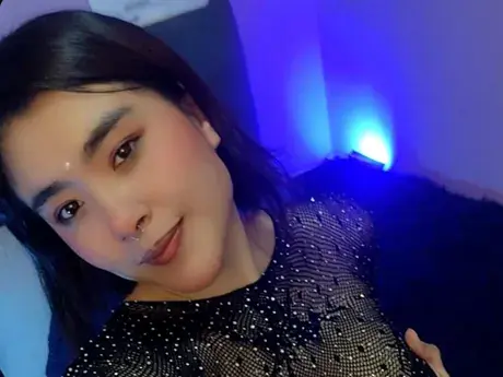 Chat with HannaDevine