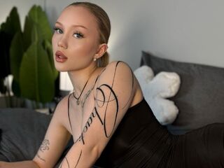 nude amateur porn TracySwon