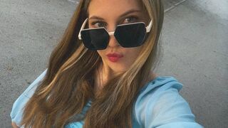 AlexaMalouf, live now on LiveJasmin