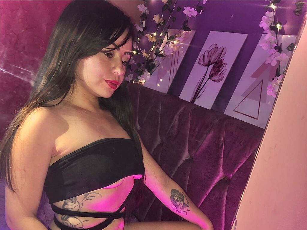CelineGoth live  sexy ass cum pussy cam