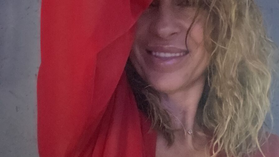 SandraQuinsy's live cam