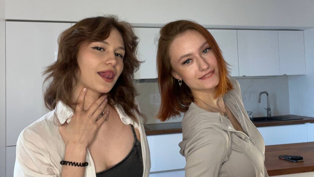 Sex chat gratuit in direct cu KarleneAndShera pe LiveJasmin